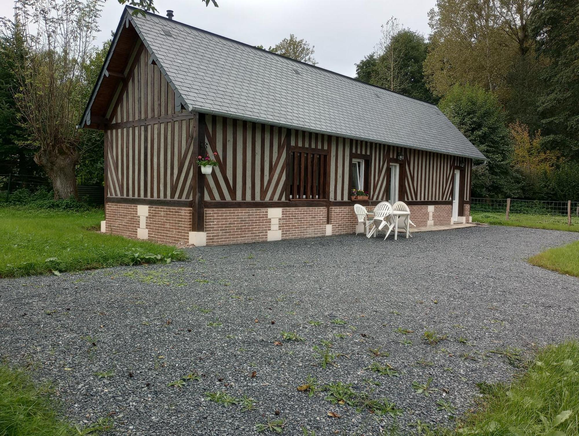 Holiday home La Cour Angot *