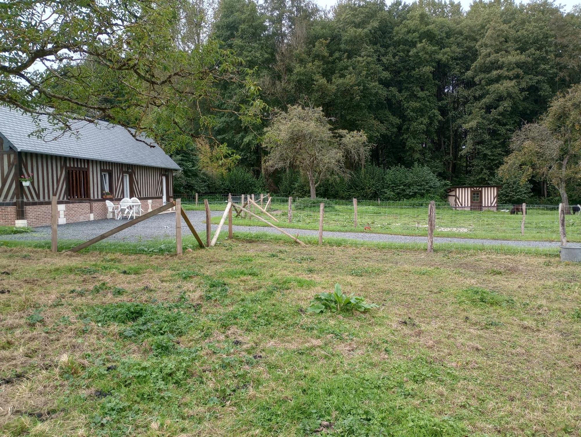 La Cour Angot * Cormeilles (Eure)